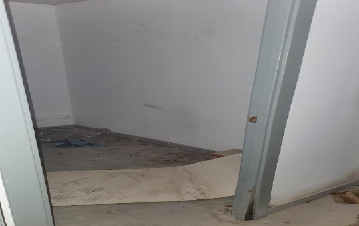 Img_42812_L0051601.jpg