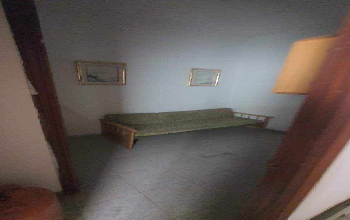 Img_42849_S0022201.jpg